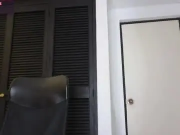 Chaturbate Sex Chat of dylanstonne1