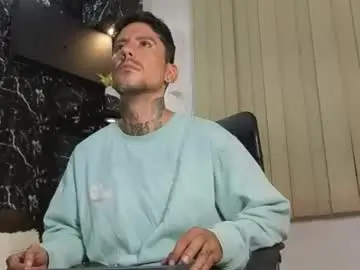 Chaturbate Free Live Porn of dylanstonne1