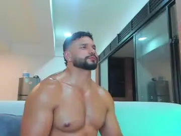 Chaturbate Live Porn of jackson_wayne__