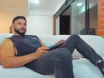 Chaturbate Live Porn of jackson_wayne__