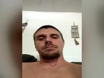 Chaturbate Live Sex Cam of kcdowdy90
