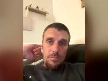 Chaturbate Live Sex Cam of kcdowdy90