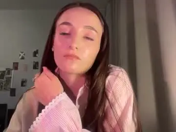 Chaturbate Live Sex of myrtiemcgivney