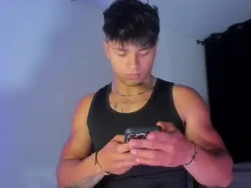 Chaturbate Adult Video Chat of noah_223