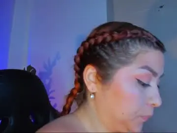 Chaturbate Best live sex cam show of queengrett