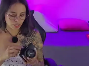 Chaturbate Nude Webcam of thamara_l11