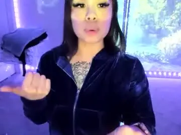 Chaturbate Live Sex Cam of dolllface