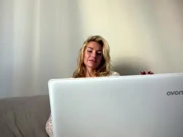 Chaturbate Sex Cam of nickyglow