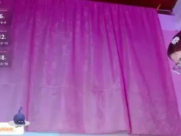 Chaturbate Live Sex Cam of valeryblaze_