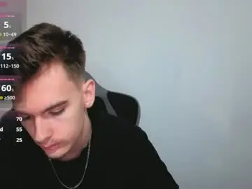 Chaturbate Live Sex Cam of bradyflint