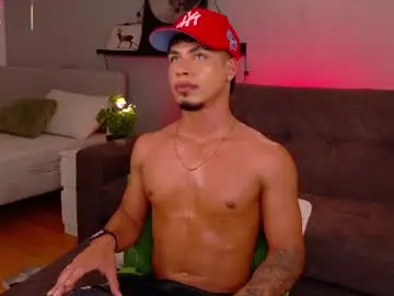 Chaturbate Free Live Porn of ken_boy_