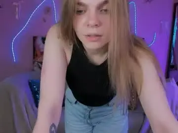 Chaturbate Live Sex Cam of layla_moon1