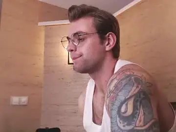 Chaturbate Nude Webcam of waynemiller_