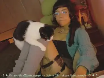 Chaturbate Nude Webcam of blushing_nymph