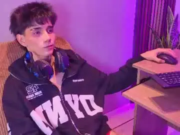 Chaturbate Sex Cam of christopher_robin4