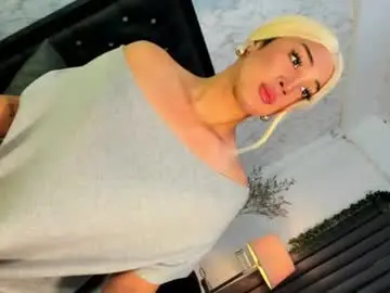 Chaturbate Sex Cam of holy_grantqueenx