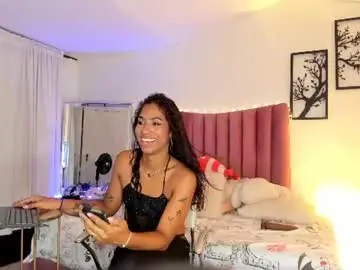 Chaturbate Live Sex Cam of massielhot
