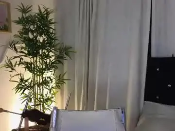 Chaturbate Nude Webcam of massielhot