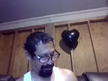 Chaturbate Live Sex Cam of cargopipe2000