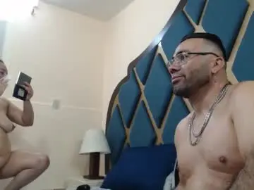 Chaturbate Best live sex cam show of mariham_murath_
