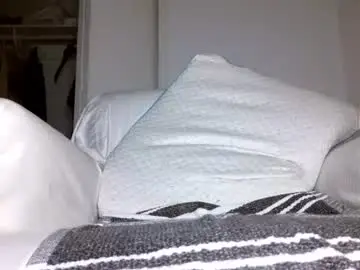 Chaturbate Live Sex Cam of hungbeast410