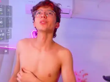 Chaturbate Free Porn Cam of twink_sebas7