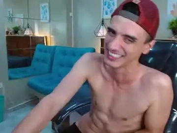 Chaturbate Adult Video Chat of felipefriendly