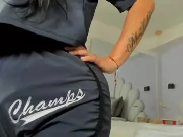 Chaturbate Live Porn of martinaa_roberts