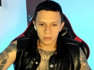 Chaturbate Live Porn of masterdave7
