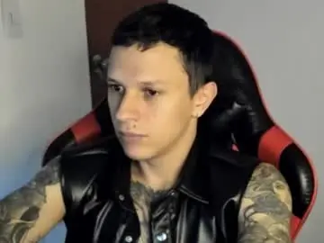 Chaturbate Live Sex Cam of masterdave7