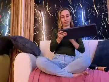Chaturbate Adult Webcams of starlight_mature23_aws