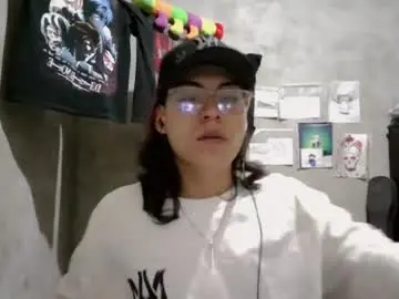 Chaturbate Live Sex Cam of blade_sensual