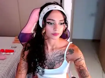 Chaturbate Best live sex cam show of bluee_v