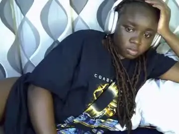 Chaturbate Live Sex Cam of cute_gee