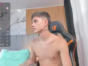 Chaturbate Adult Webcams of dustinlevine