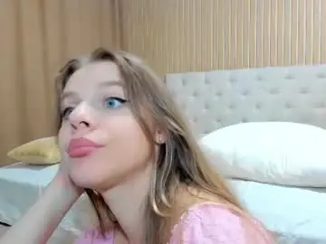 Chaturbate Free Live Porn of mila_polly_and_forester