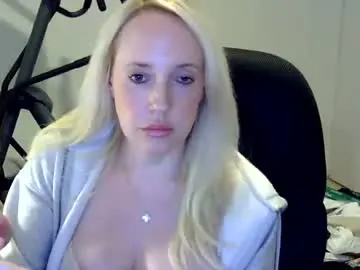 Chaturbate Live Porn of officialhelenxo