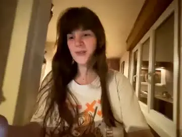 Chaturbate Free Live Porn of claire_moulin