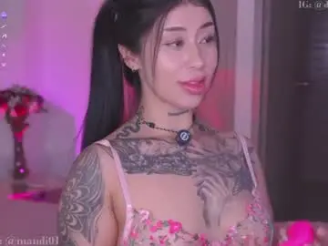 Chaturbate Live Sex Cam of hilary_jones_22