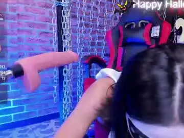 Chaturbate Nude Webcam of lunaixmoon_