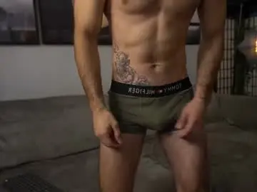 Chaturbate Live Sex Cam of paul_rubini