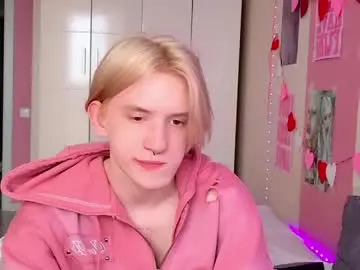 Chaturbate Live Sex Cam of ron_vilss