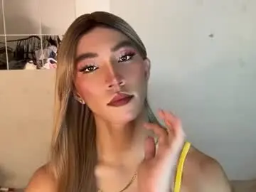Chaturbate Private Sex Chat of urasianfairypirncessxx