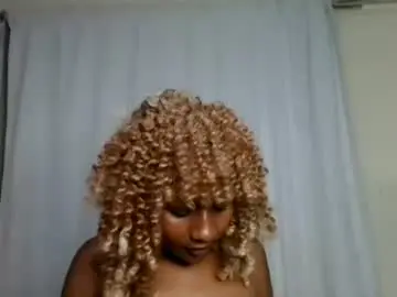 Chaturbate Live Porn of disah_002