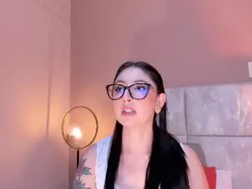 Chaturbate Nude Webcam of emilyywatson