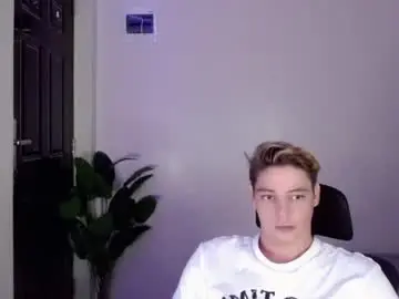 Chaturbate Best Webcam of blueyedboyinasia