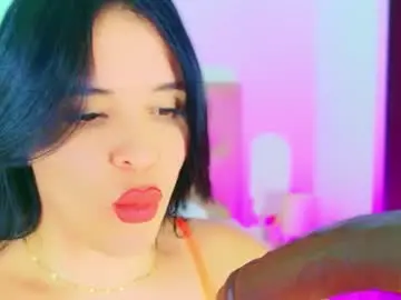 Chaturbate Free Porn Cam of charlootteevans