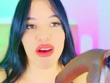 Chaturbate Sex Cam of charlootteevans