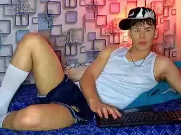 Chaturbate Live Sex Cam of eros_steel