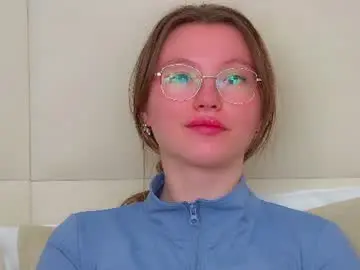 Chaturbate Nude Webcam of keiraace
